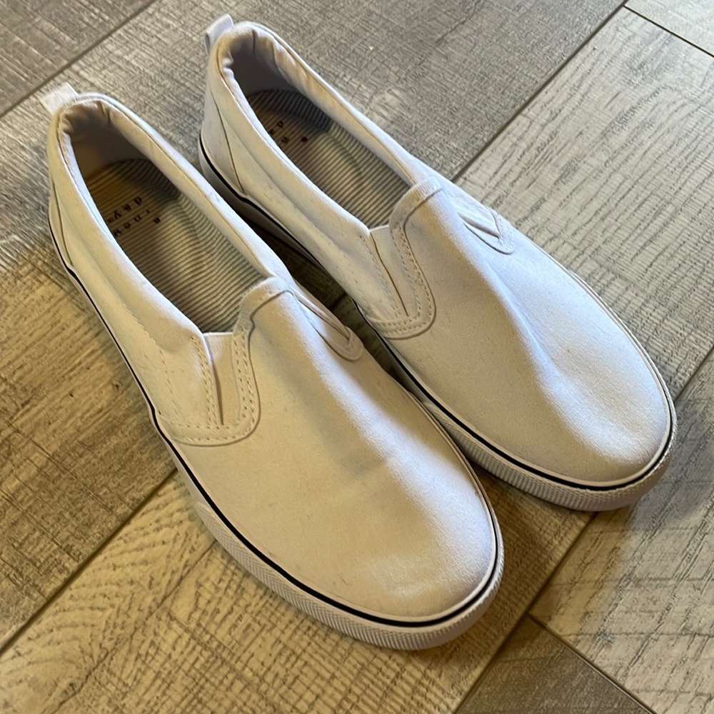 Canvas slide on shoe